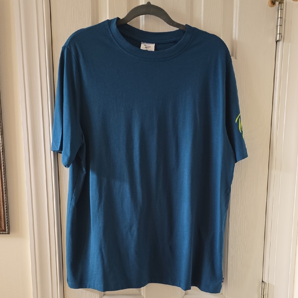 REEBOK SIGNATURE BRAND WOMEN'S TEAL BLUE SHORT SLEEVE ATHLETIC TEE-SHIRT SIZE XL